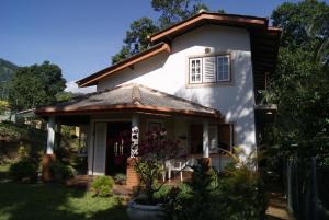 Zahrada ubytování Sujatha's Homestay Residence