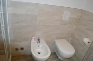 A bathroom at Betty's House