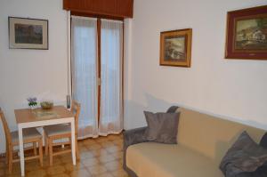 A seating area at Betty's House