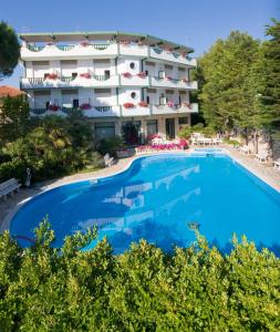 a view of the hotel from the pool at Hotel K2 in Numana