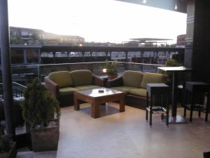 A seating area at Hotel Torre de Sila