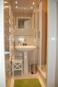 Bilik mandi di Appartement Vivacances côte d'Opale (Ste-Cécile)