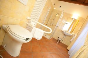 A bathroom at Hotel Palazzo Di Mezzo