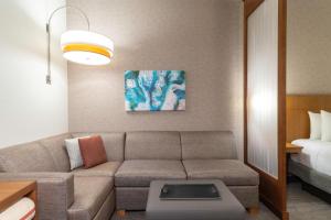 Hyatt Place Sandestin at Grand Blvd的休息区