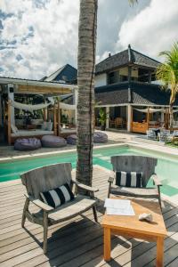 Gallery image of Ohana's Beachfront Resort & Beach Club in Nusa Lembongan