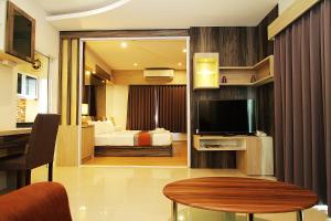 Μια τηλεόραση ή/και κέντρο ψυχαγωγίας στο The Contrast i Hotel