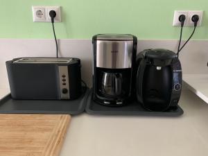 Coffee and tea making facilities at Blue Elegance City Center Heraklion Apartment