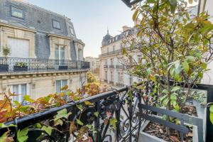 Gallery image of Chalgrin Boutique Hotel in Paris