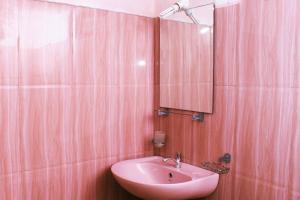 Ένα μπάνιο στο Sigiri Star Homestay +46 φωτογραφίες