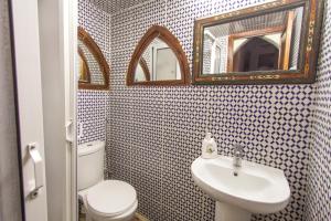 Riad Dar Mansoura 욕실 사진 37개 이상