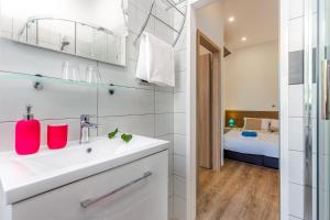 Posteľ alebo postele v izbe v ubytovaní Julia apartments