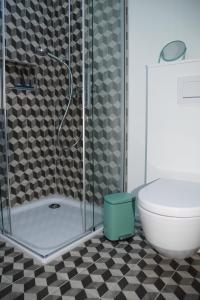 Koupelna v ubytování Ackaert Ferienwohnung Top of Thun + 24 fotografií