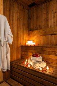 a sauna with a cake and candles in it at Hotel de la Cañada in Córdoba