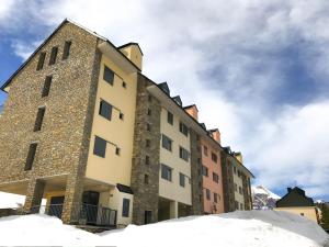 Gallery image of Apartamentos LÓRIEN Candanchú in Candanchú