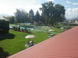 Afbeelding uit fotogalerij van Okanagan Seasons Resort in Kelowna