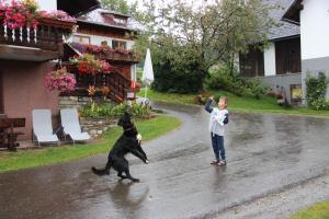 Hostia v ubytovaní Naturpark Bauernhof Sperl