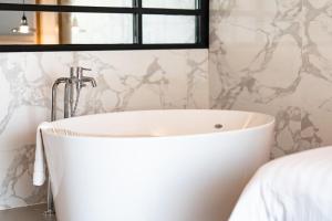 Ванная комната в Anana Ecological Resort Krabi - SHA Extra Plus