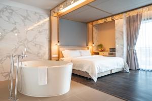 Кровать или кровати в номере Anana Ecological Resort Krabi - SHA Extra Plus