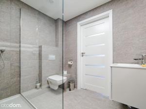 Kúpeľňa v ubytovaní Apartament Wakacyjny z tarasem + 14 fotografií