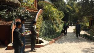Επισκέπτες που μένουν στο Dhulikhel Mountain Resort