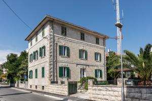 Το κτήριο όπου στεγάζεται  ο ξενώνας