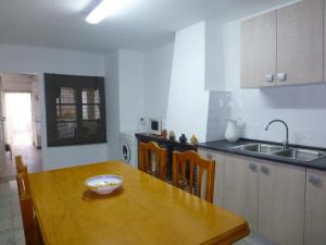 A kitchen or kitchenette at Casa Paco