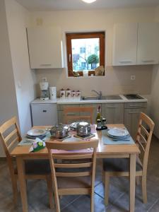 Küche/Küchenzeile in der Unterkunft Croatian Home Apartments