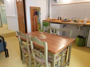 Kuchyňa alebo kuchynka v ubytovaní Mayor 17 Apartamento 2
