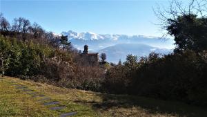 Foto da galeria de Rez de jardin - Calme et nature aux portes de Grenoble em Corenc