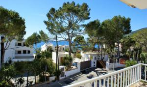 Gallery image of Bagari Apartments Camp de Mar in Camp de Mar