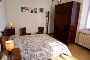 A bed or beds in a room at A casa di Stella