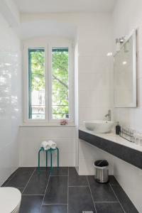 Kupatilo u objektu SeaBed Rooms&Studio Split +59 fotografija