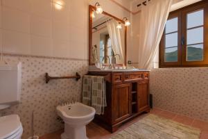 A bathroom at Casa San Francesco Még 34 kép