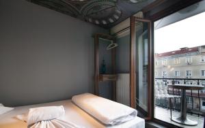 Cama ou camas em um quarto em Stay Inn Taksim Hostel