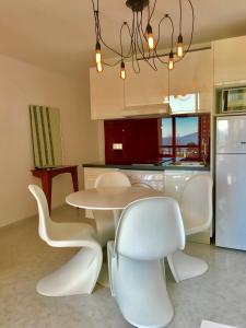 Kuchyň nebo kuchyňský kout v ubytování 48 BENIDORM