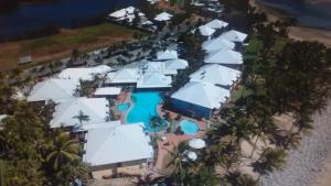 Bazén v ubytování Apartment in Dolphin Heads nebo v jeho okolí + 2 fotografie