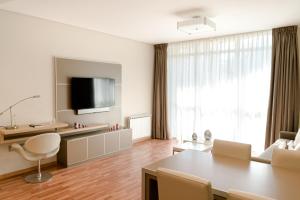 Μια τηλεόραση ή/και κέντρο ψυχαγωγίας στο Sofia Soberana Hotel Boutique