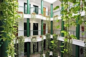 Gallery image of Apartamentos Vértice Bib Rambla in Seville