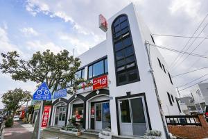 Imagen de la galería de Jeju Special Pension, en Jeju