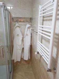 Phòng tắm tại Park Hotel Kutaisi
