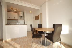 Zdjęcie z galerii obiektu Apartment in La Mata Eneas 6 w mieście Torrevieja