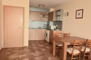 A kitchen or kitchenette at The Heart of Sunny Beach