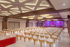 Fotografie z fotogalerie ubytování Krishna Palace Hotel v destinaci Bhayandar