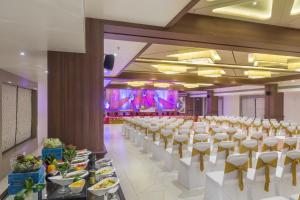 Fotografie z fotogalerie ubytování Krishna Palace Hotel v destinaci Bhayandar