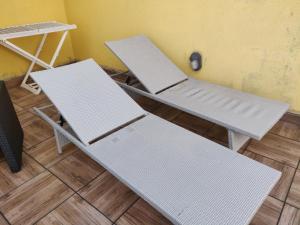 马尔萨斯卡拉Panoramic Penthouse in Marsascala which enjoys sea and country views的相册照片