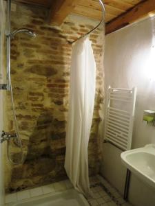 Ванна кімната в Medieval Apartments Frauendorf