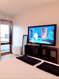 TV/trung tâm giải trí tại Budget Room Tjuvholmen