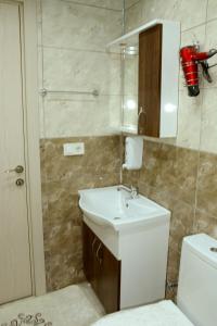 Kúpeľňa v ubytovaní Şar Apartment Suites