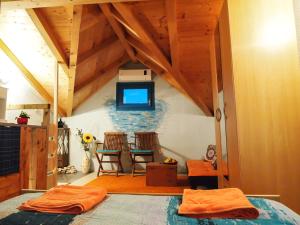 En eller flere senge i et værelse på Country House Ana + 18 billeder