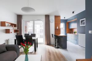 Kuchnia lub aneks kuchenny w obiekcie Luksusowy apartament przy Targach